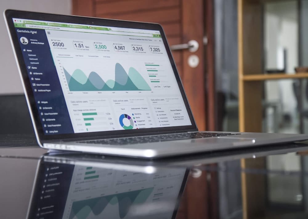 Navigating the Zero-Click SERP Era: SEO in the Age of Generative AI